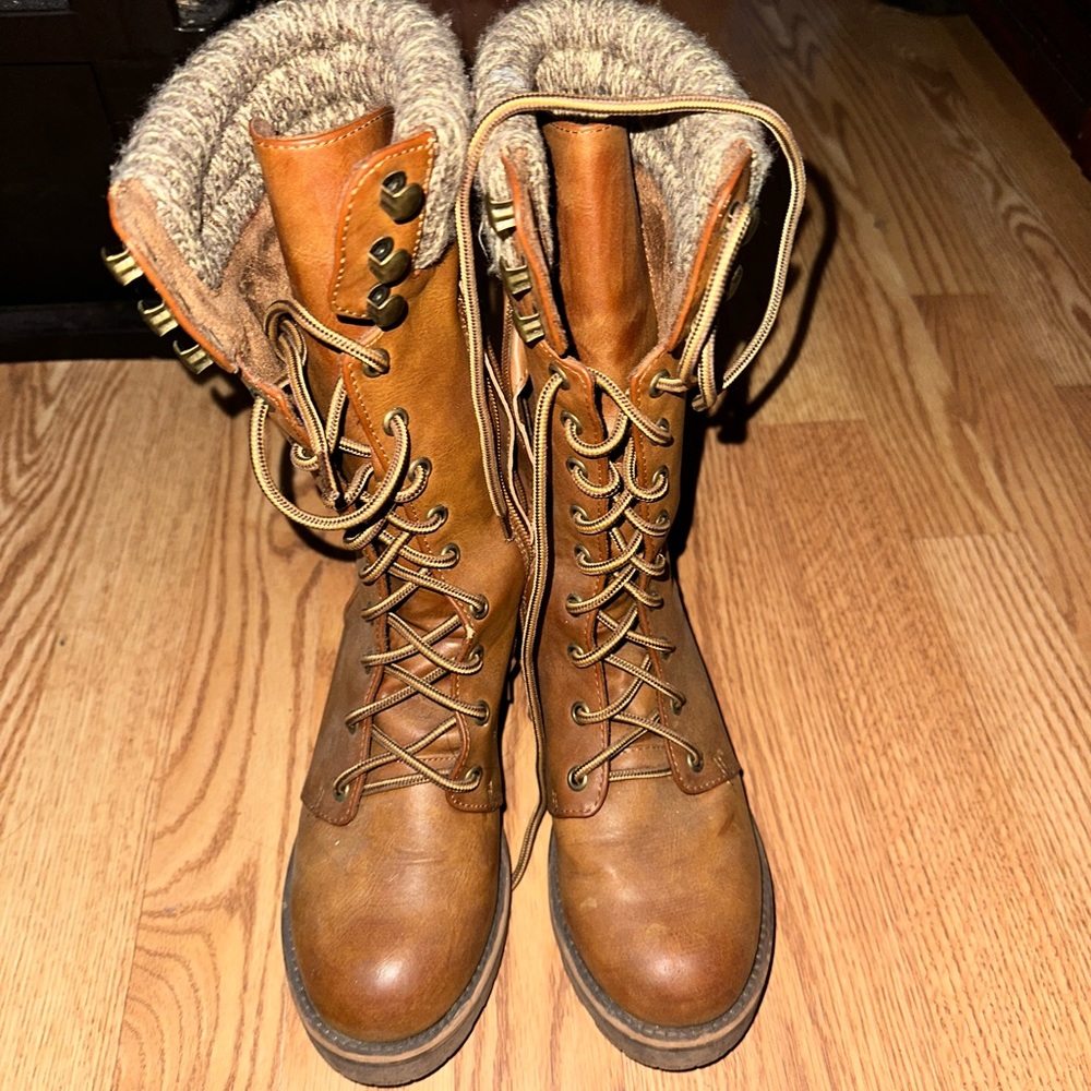 Selling long boots